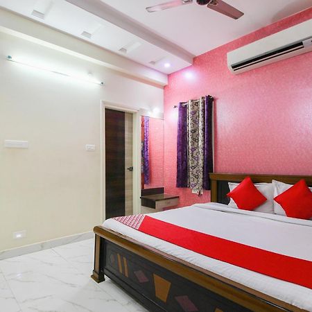 Готель Collection O Madhapur Kondapur  Екстер'єр фото